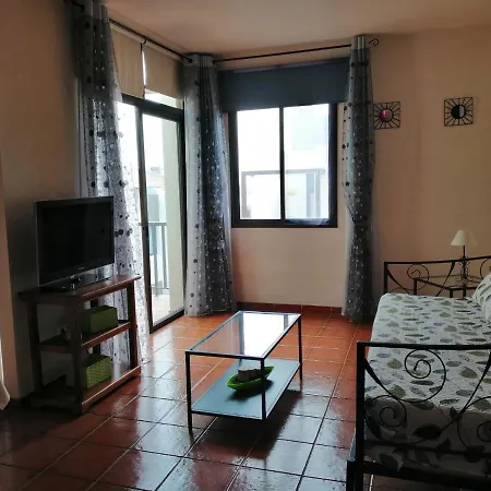 Casa Aylin - En El Centro De Playa De Santiago Apartamento Alajeró